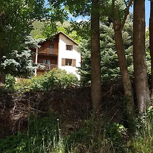 https://agreable-appartement-au-calme-avec-vue-montagne-commune.fr-provencehotel.com