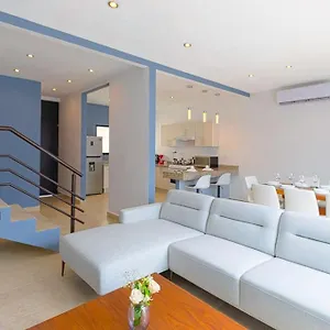 fantastica-casa-con-albercatvs-netflix-y-a-a.quintano-roohotels.com/
