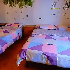 Habitación en casa particular 旅途之家, Mestre
