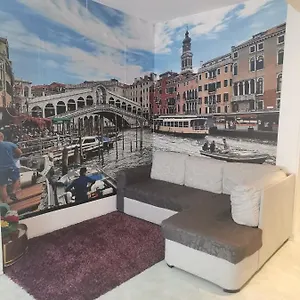 Apartamento Zsuzsa Lak, Mestre