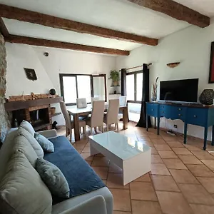 https://appartement-privatise-dans-maison.fr-provencehotel.com